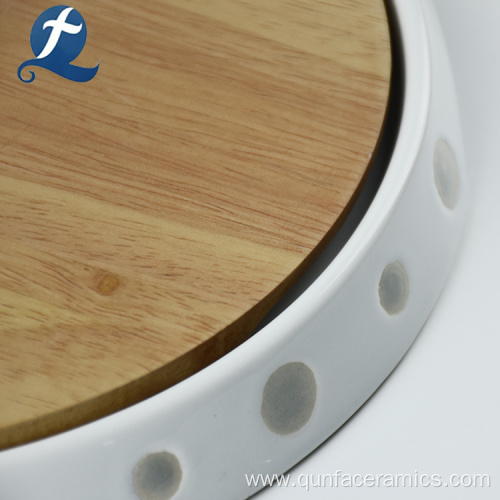 Customized Round Ceramic Plate With Wooden Dish